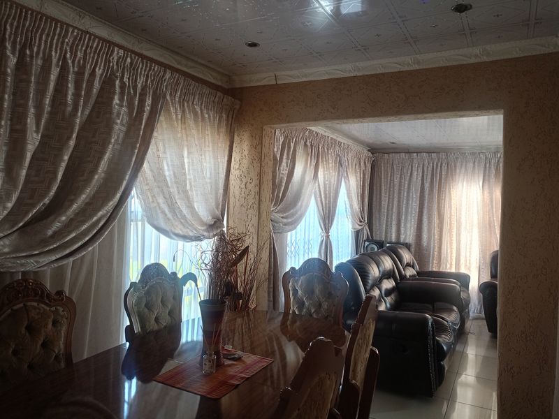 Freehold For Sale In Vereeniging - Photo 8