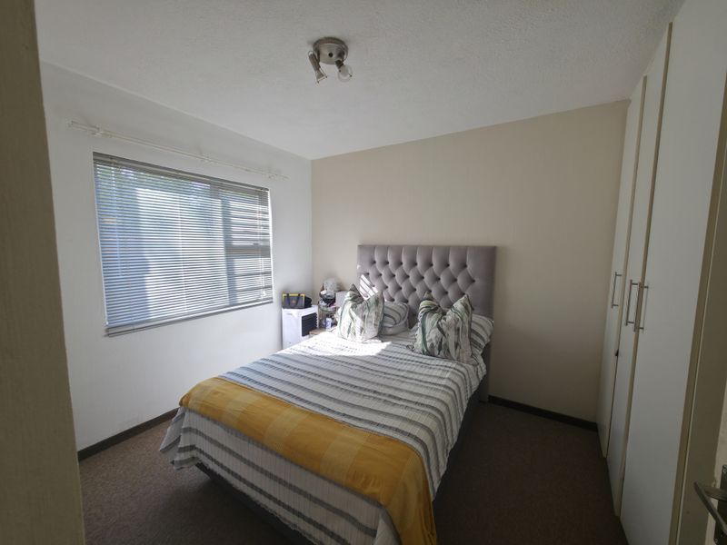 Ground Floor Apartment in Secure, well maintained The Beacon - Photo 9