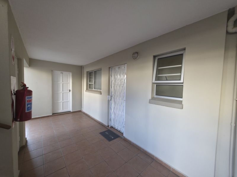 Ground Floor Apartment in Secure, well maintained The Beacon - Photo 4