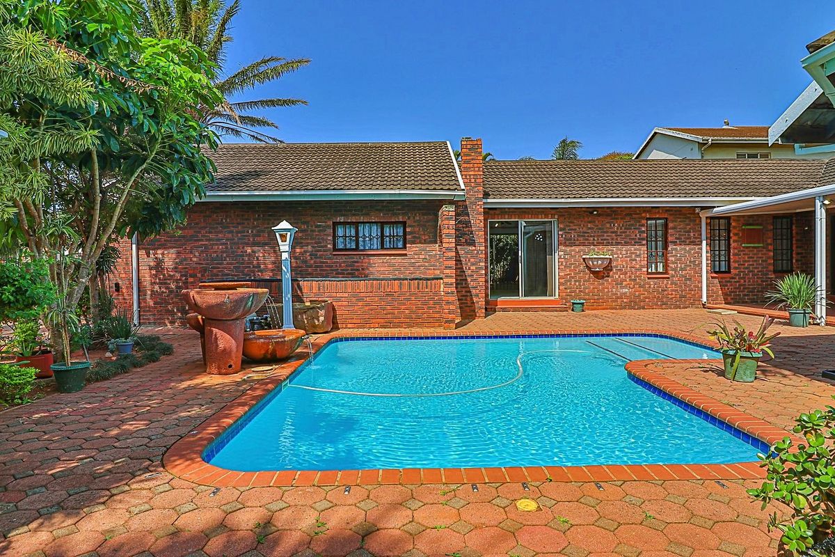 4 Bedroom House For Sale In St Winifreds - Photo 3