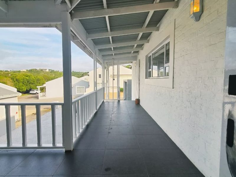 Views, Privacy & Coastal Charm - Photo 4