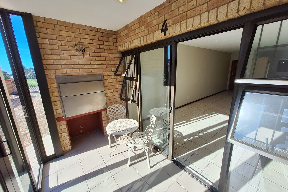 Modern, Comfortable Ground-Floor Apartment for Sale - Photo 4