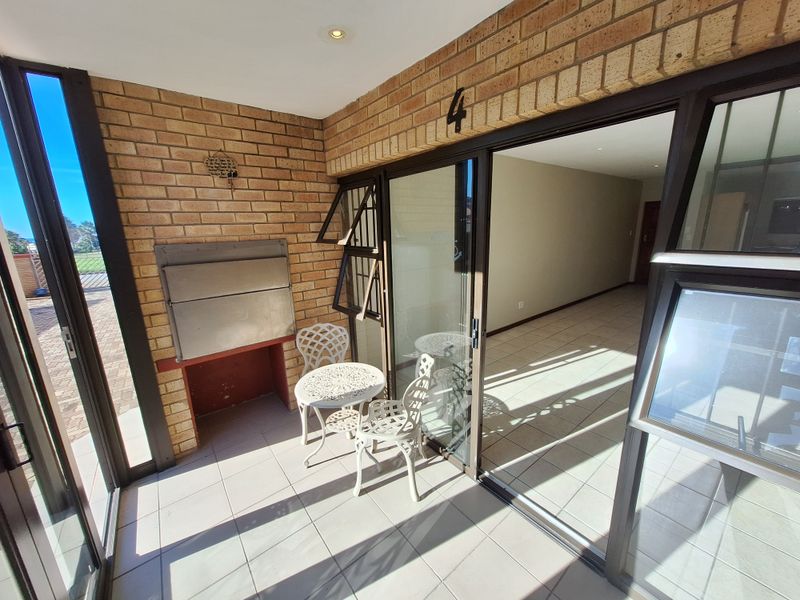 Modern, Comfortable Ground-Floor Apartment for Sale - Photo 4