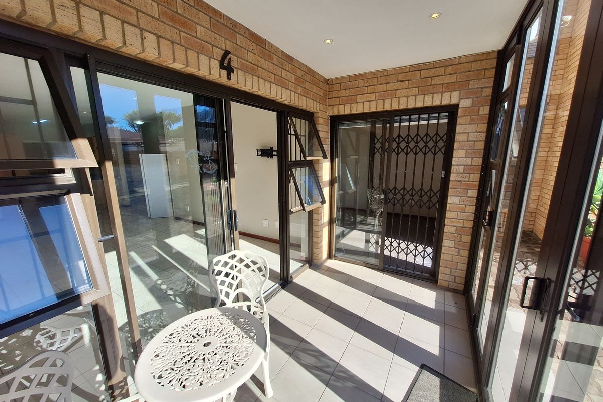 Modern, Comfortable Ground-Floor Apartment for Sale - Photo 3