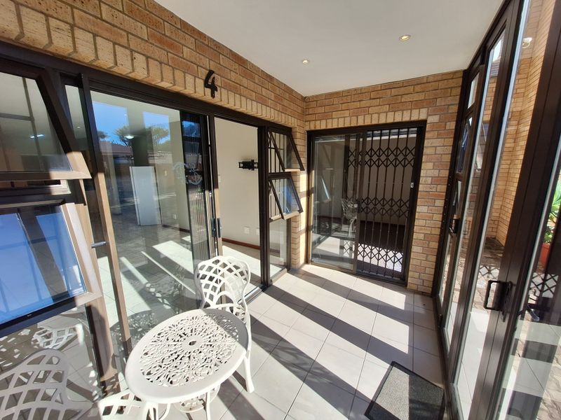 Modern, Comfortable Ground-Floor Apartment for Sale - Photo 3