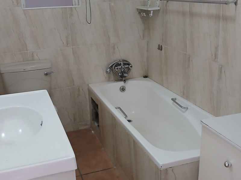 2 bedrooms for sale in Primrose Hill. - Photo 8