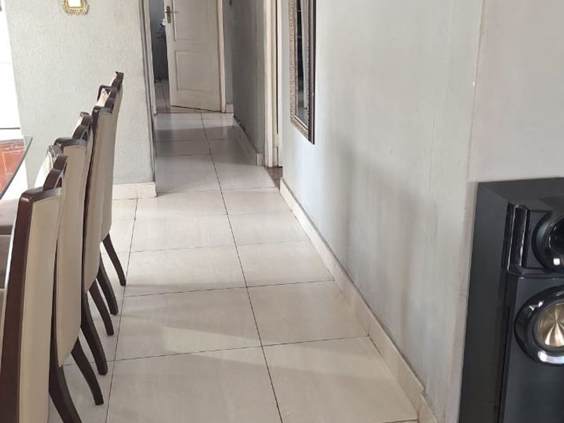 Modern Comfort, 3 Bedrooms - Photo 10