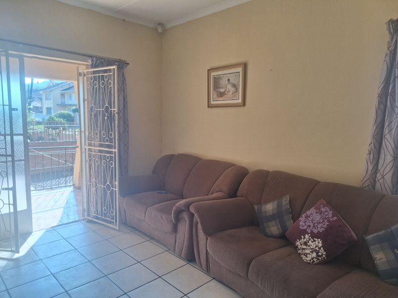 Prime Location with Endless Potential - Photo 3