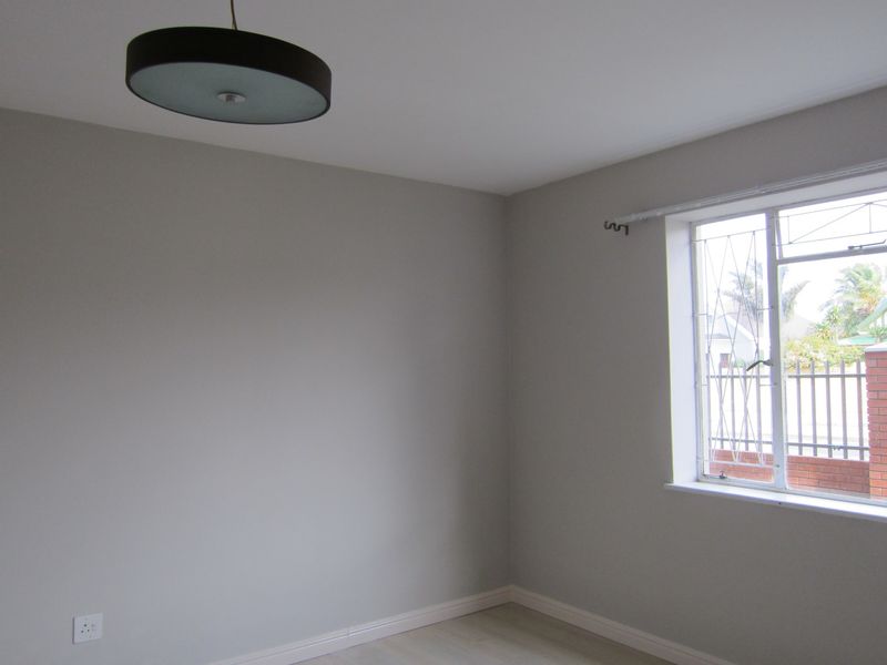 SPACIOUS GROUND FLOOR APARTMENT FOR SALE - Photo 10