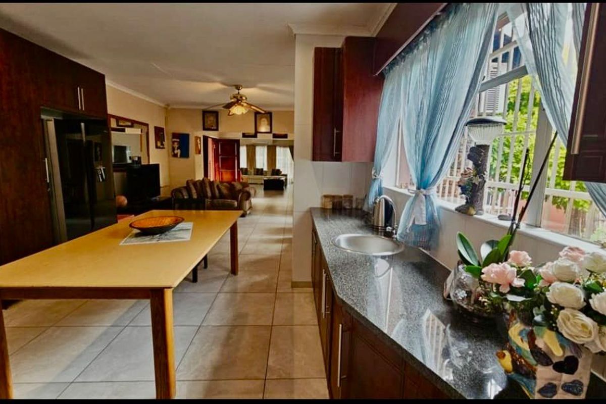 Beautiful property in Cashan, Look no further!! - Photo 3
