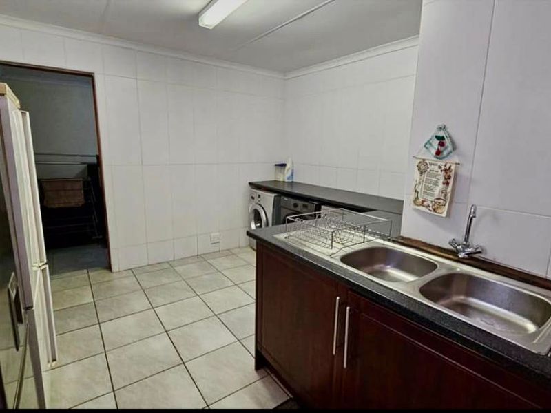 Beautiful property in Cashan, Look no further!! - Photo 4
