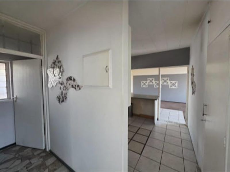 Jewel of a Home overlooking Bedfordwiew for less than R5000 a month repayment - Photo 6