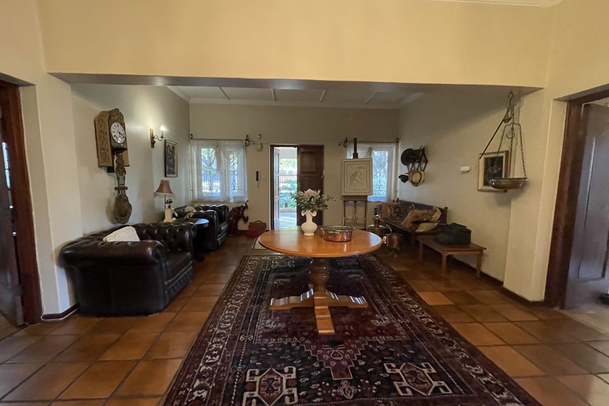 Classic homes truly shines when it’s filled with life. - Photo 3
