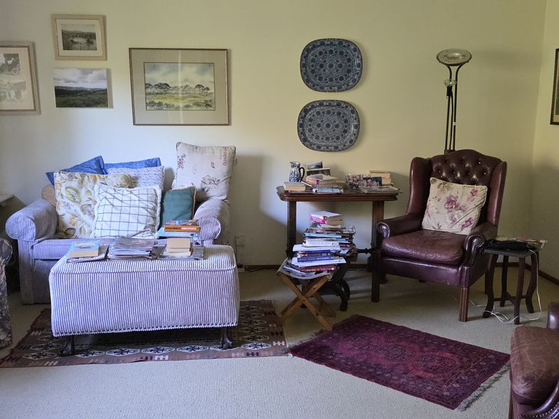 Warm and Inviting Home situated on the Game Estate - Photo 4