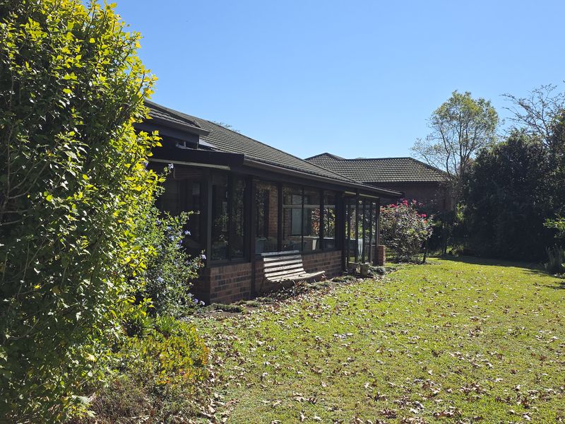 Warm and Inviting Home situated on the Game Estate - Photo 1