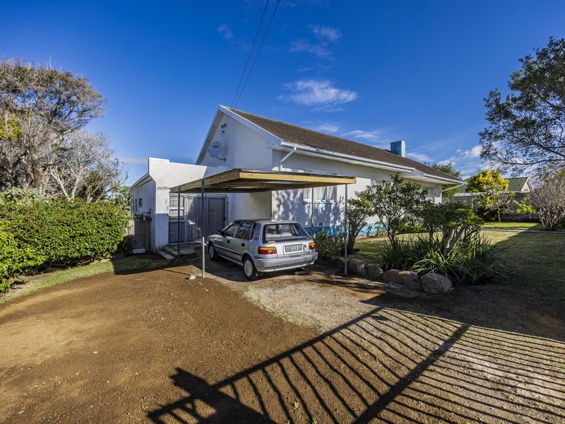 A Home Built on a Lifetime of Love – With Space to Grow - Photo 5