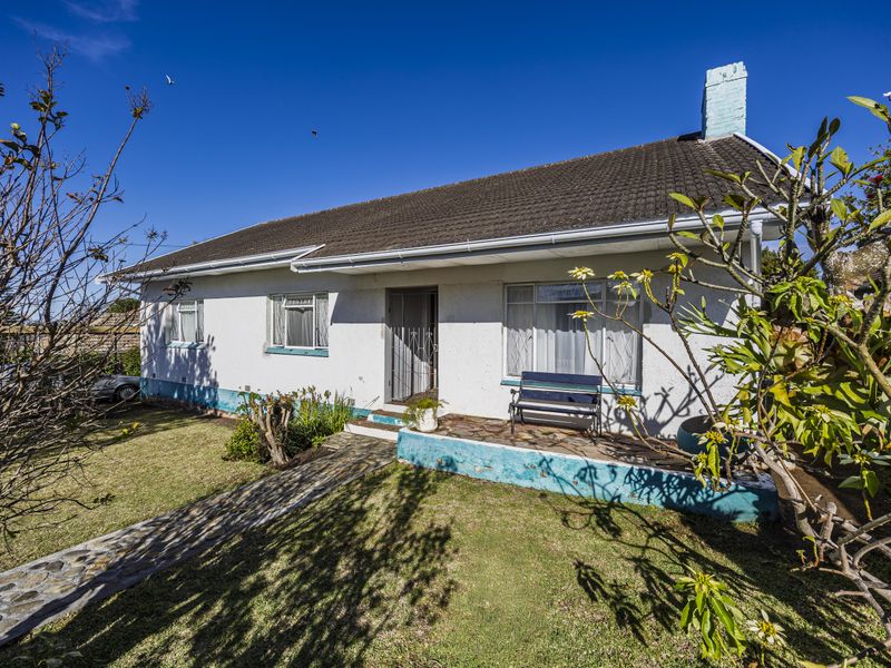 A Home Built on a Lifetime of Love – With Space to Grow - Photo 8
