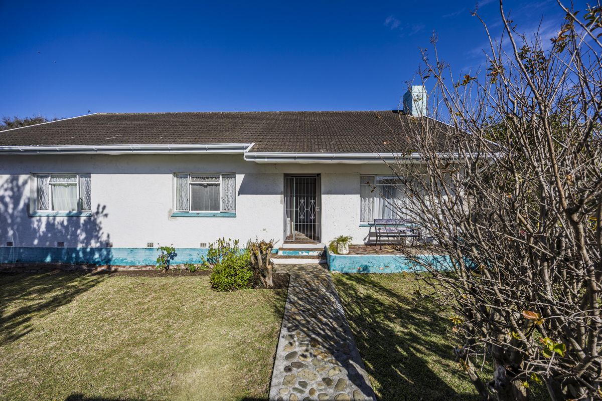 A Home Built on a Lifetime of Love – With Space to Grow - Photo 2
