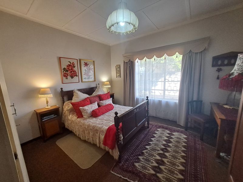 Timeless Character Home with Space and Serenity - Photo 10