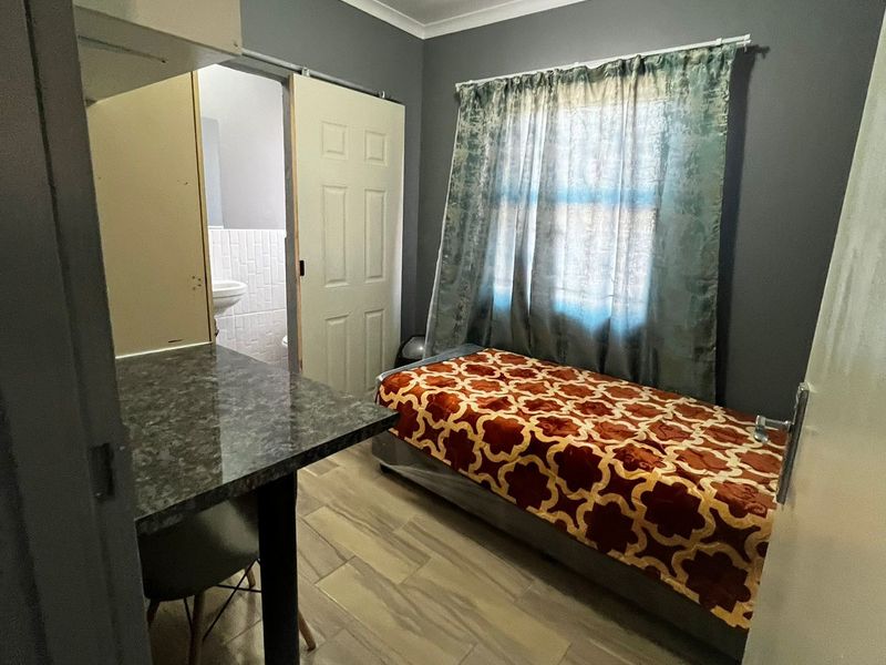 3 Bedroom House to Rent in Westbourne Fully Furnished or Unfurnished - Photo 7