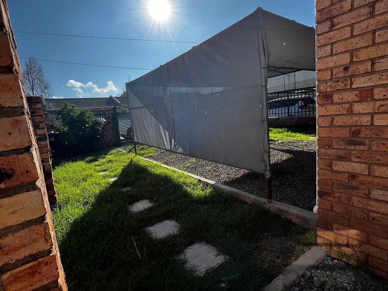 3 Bedroom House to Rent in Westbourne Fully Furnished or Unfurnished - Photo 3