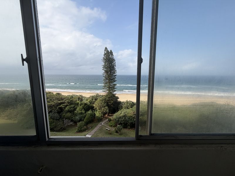 Charming 1 Bedroom Shareblock Apartment with Stunning Sea Views - Photo 9
