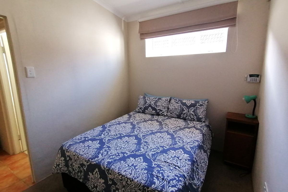 One Bedroom Flatlet - Photo 5