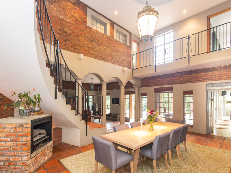 Beyond the Ordinary -Spacious Living in a Prime Vierlanden Location - Photo 4