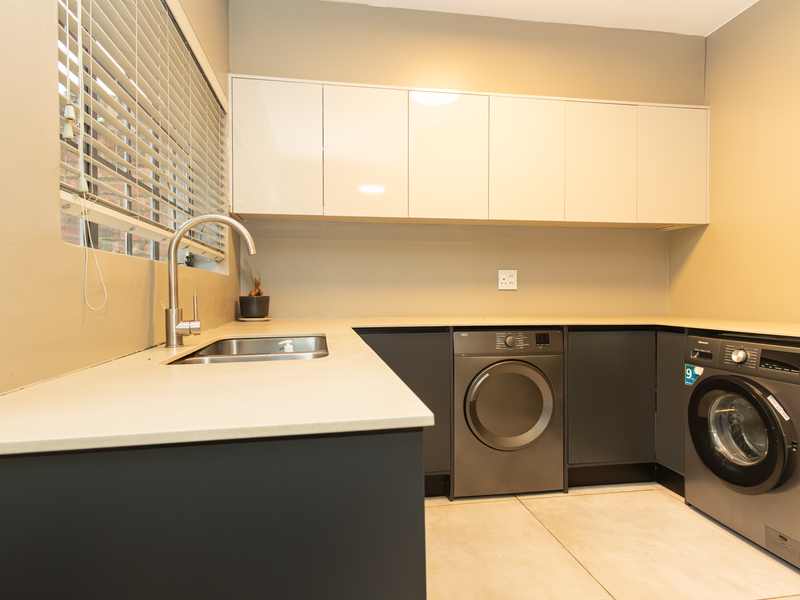 Beyond the Ordinary -Spacious Living in a Prime Vierlanden Location - Photo 9