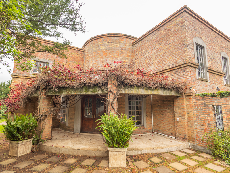 Beyond the Ordinary -Spacious Living in a Prime Vierlanden Location - Photo 5