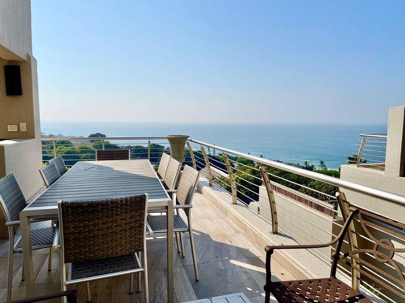 Luxury Ocean View Apartment in Prime Location - Photo 8