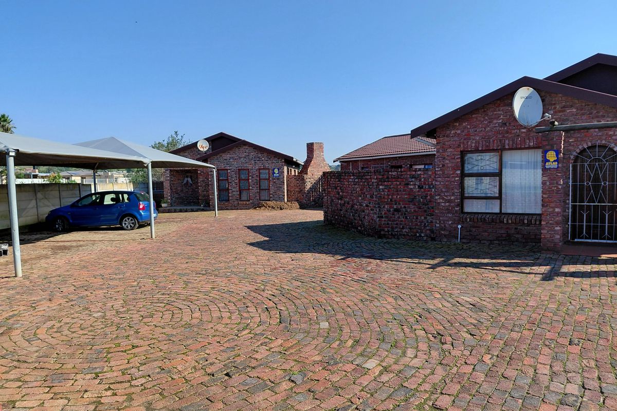 Neat & Modern Home in Quiet Windsor Park, Despatch - Photo 4