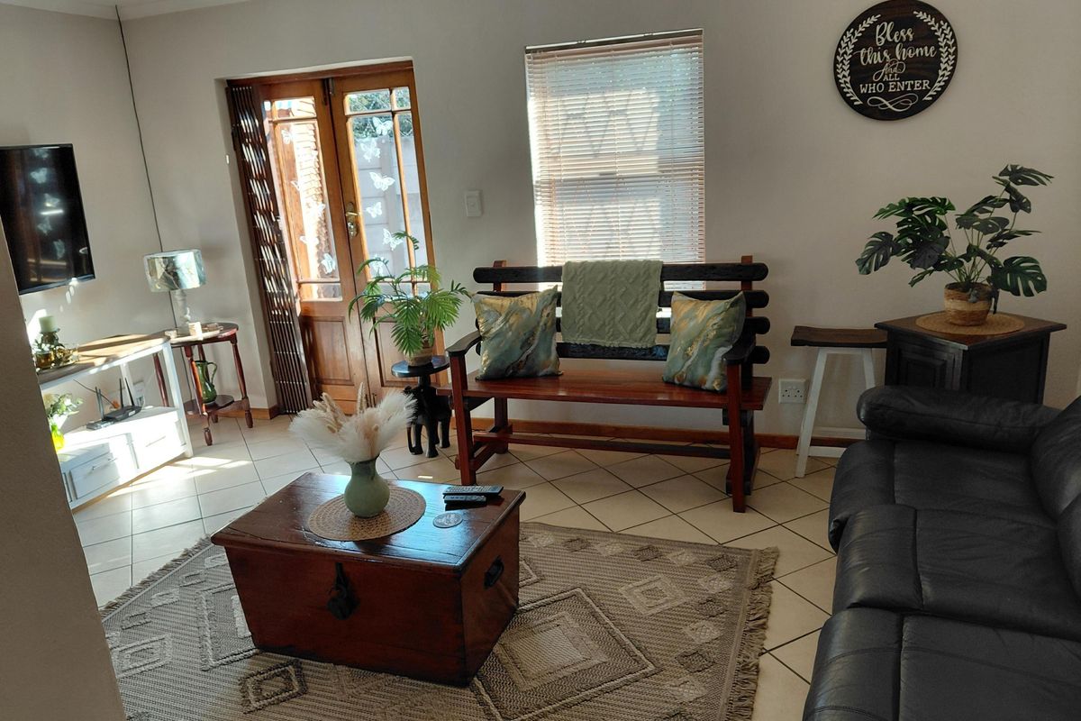 Neat & Modern Home in Quiet Windsor Park, Despatch - Photo 5