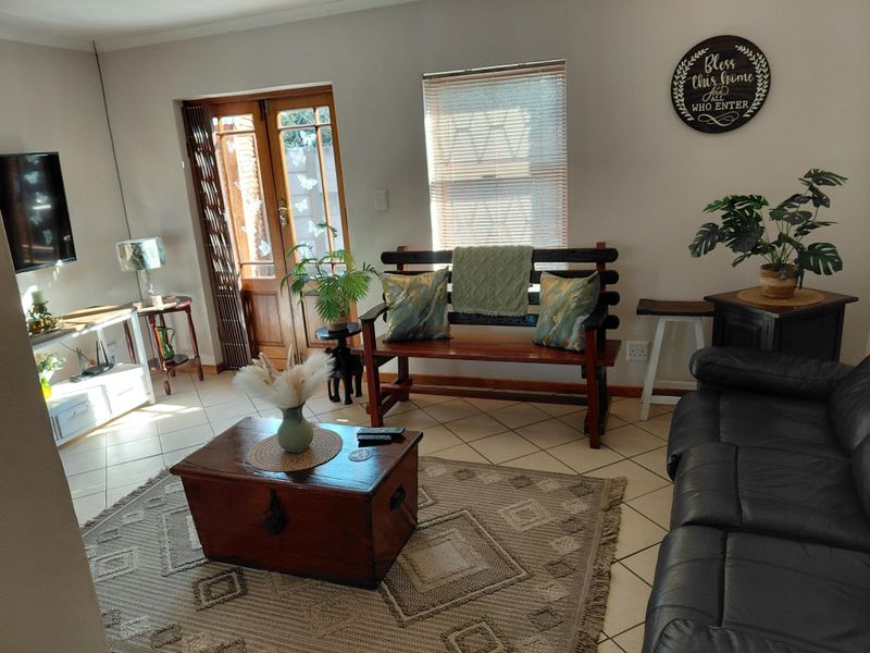 Neat & Modern Home in Quiet Windsor Park, Despatch - Photo 5