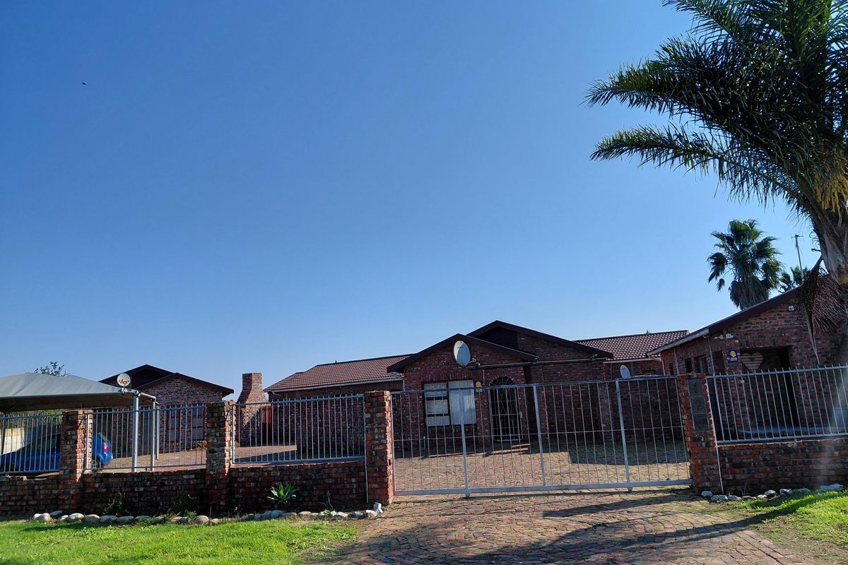 Neat & Modern Home in Quiet Windsor Park, Despatch - Photo 2