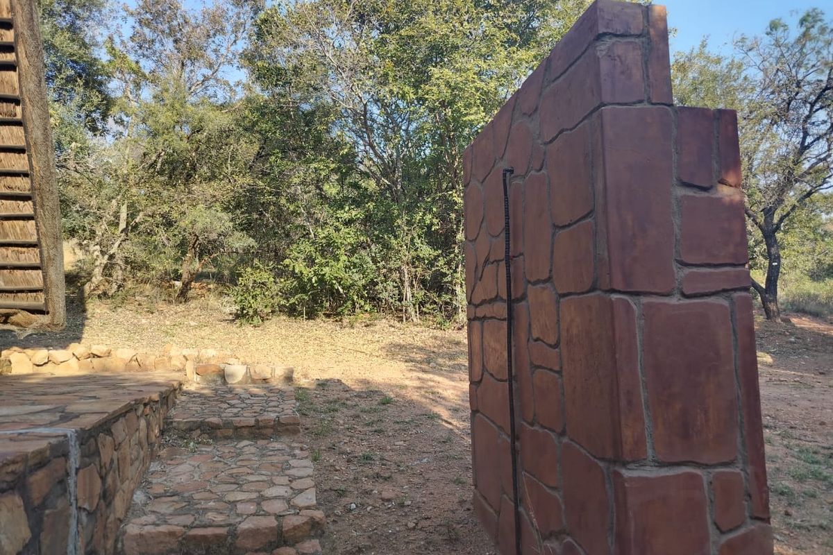Charming 3-bedroom house for sale in Utopia Nature Estate, Rustenburg—your dream home awaits! - Photo 2