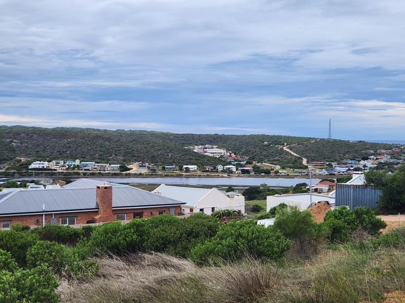 Stilbaai's Hidden Gem – 1,153 m2 of Endless Possibilities (Exclusive Sole Mandate) - Photo 10