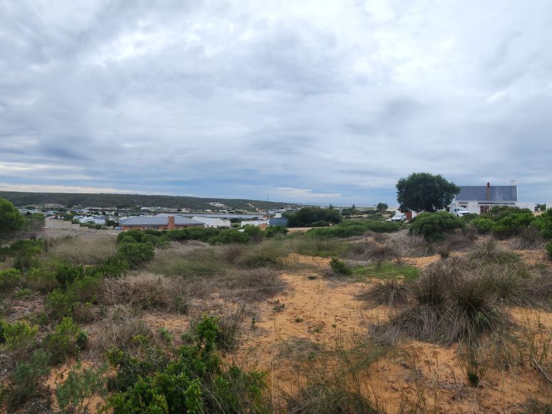 Stilbaai's Hidden Gem – 1,153 m2 of Endless Possibilities (Exclusive Sole Mandate) - Photo 5
