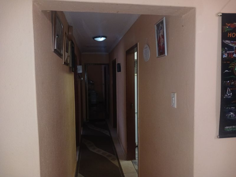 Fantastic residential  property with flatlet - Photo 7