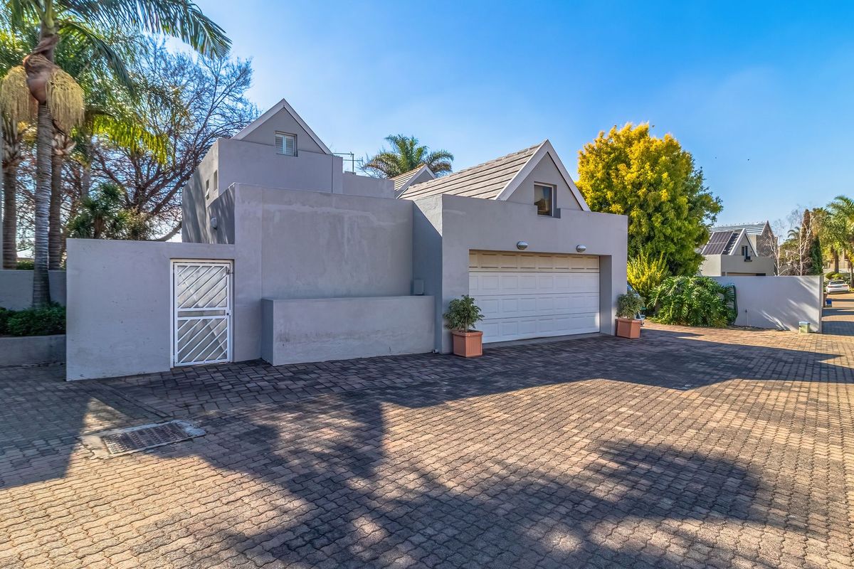 3 Bedroom Town House at our Lavin Estates in Bedfordview - Photo 2