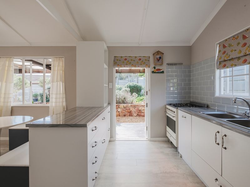 Comfortable Long-Term Rental in Faerie Knowe - Photo 6