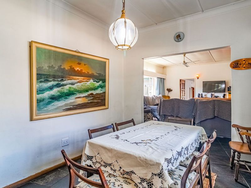 Spacious 3-Bedroom Family Home with Separate 2-Bedroom Flatlet & Pool - Photo 7
