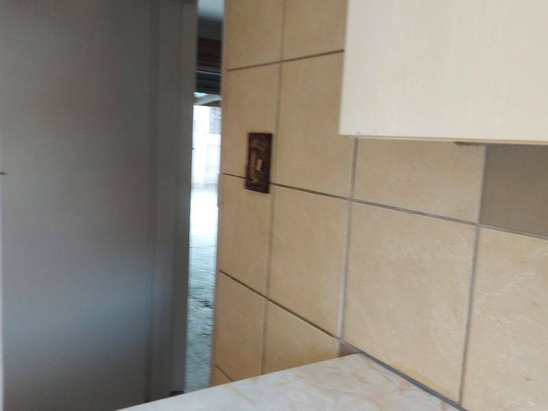 Neat & Secure 3-Bedroom Duplex in a Small, Well-Maintained Complex, Ooseinde, Rustenburg - Photo 5