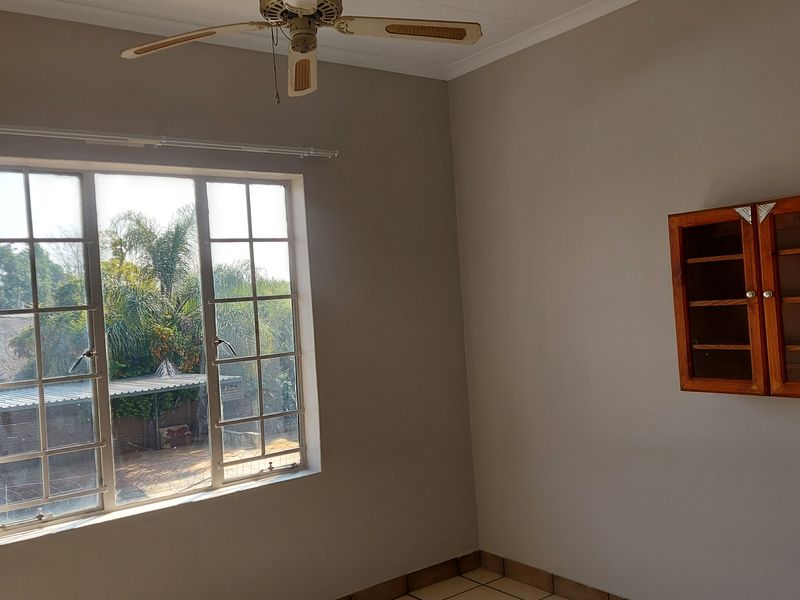 Neat & Secure 3-Bedroom Duplex in a Small, Well-Maintained Complex, Ooseinde, Rustenburg - Photo 8