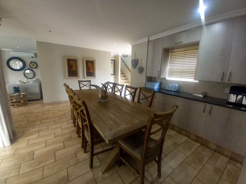 Lakeside Living, Endless Memories, Complete Tranquility - Photo 10