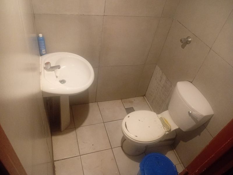 House For Sale In Mossel Bay - Photo 4