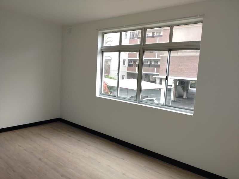 Newly renovated 1.5 bedroom now availablel in Glenwood - Photo 4