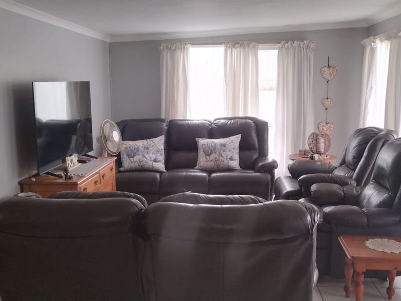 Desirable Coastal Living - Photo 2