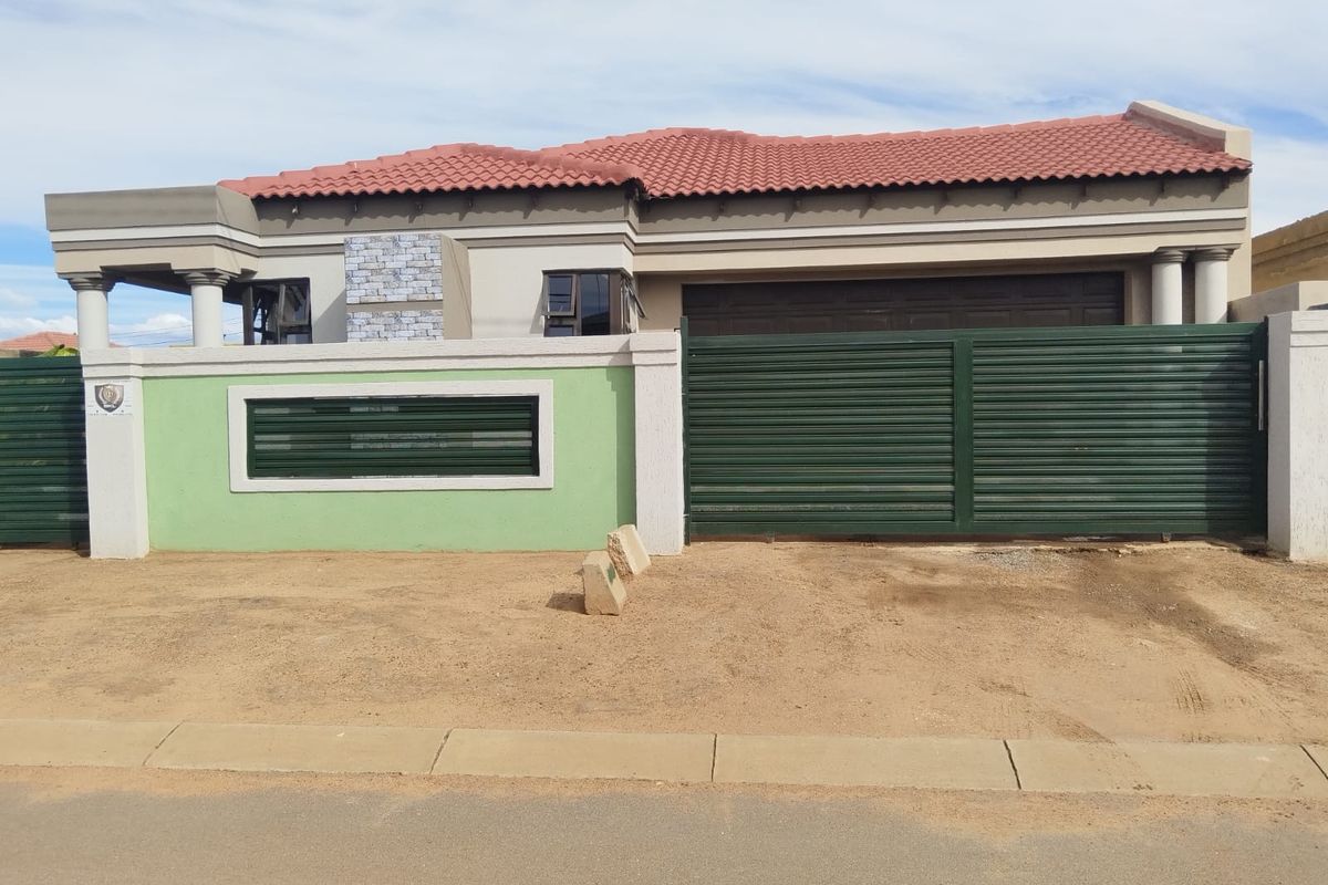 Welcome to Your Dream Home in Golden Gardens, Sebokeng - Photo 2