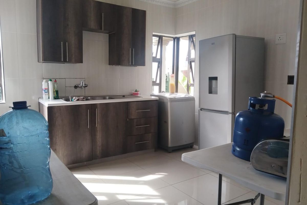 Welcome to Your Dream Home in Golden Gardens, Sebokeng - Photo 5